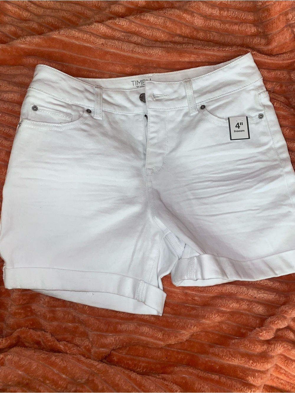 Time and Tru White Rolled-Hem Women's Shorts